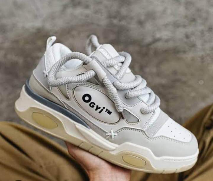 A picture of OeGiy SIZE 40 45 TUPO KIMARA KARIAKOO DSALAAM NORMAL CALL