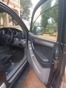A picture of AVAILABLE FOR SALE 2006 Toyota Hilux Surf 2.7SSR 140000 mileage