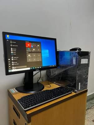 A picture of Dell optiplex fullset