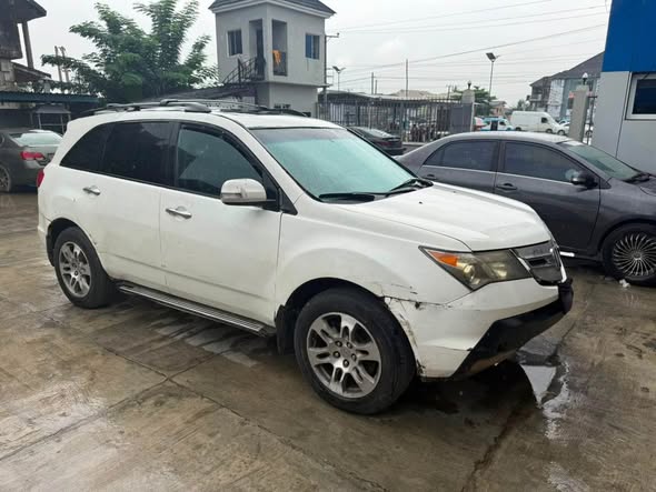 A picture of 2007 Acura MDX