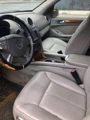 A picture of GL 450 Engine Gear Ac Interior sharp Body sweet Price