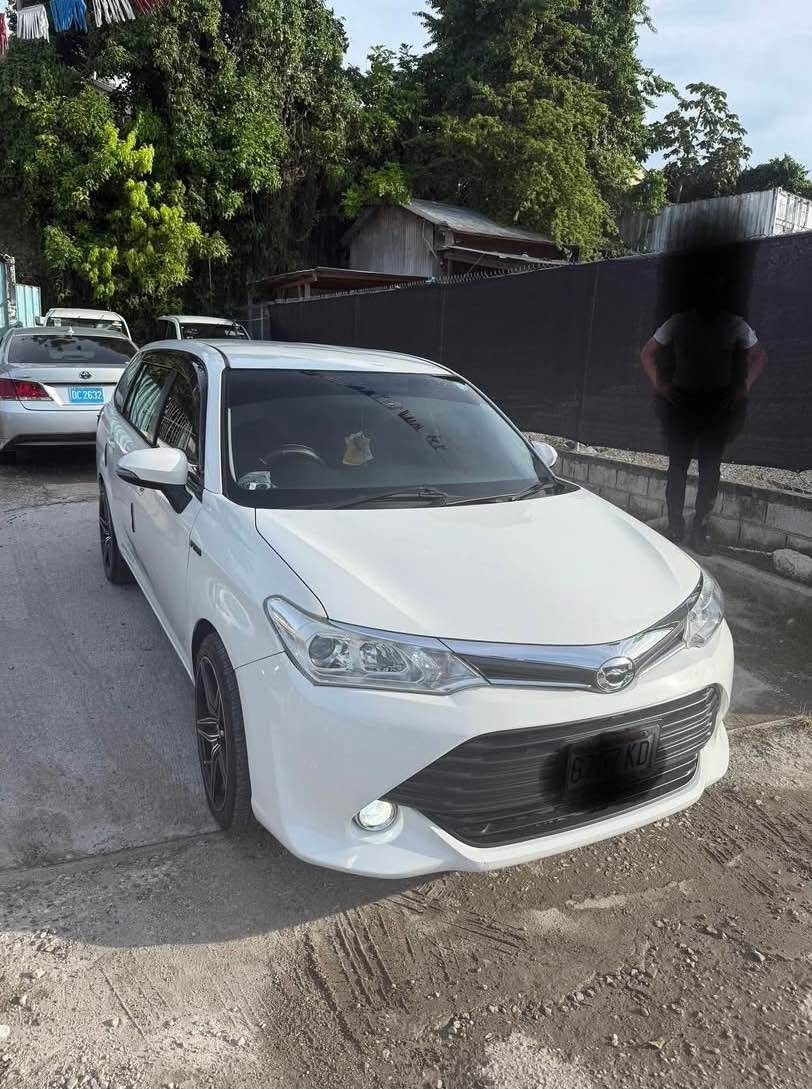 toyota fielder