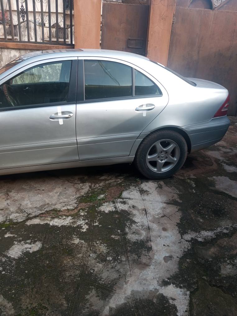 A picture of Clean sound Benz 200