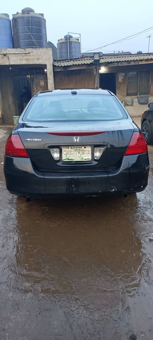 A picture of Honda accord engine and gearbox untouched 2 5