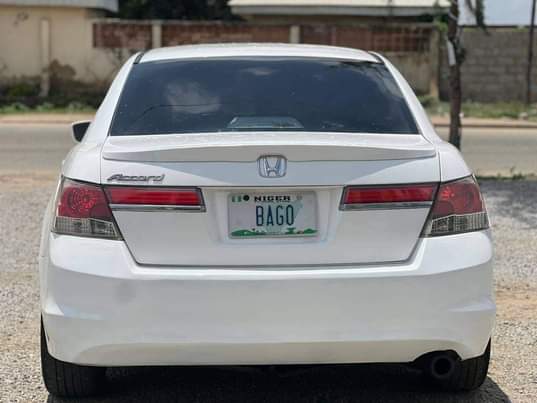 A picture of 2011 Honda Accord untampered engine and gear buy and drive