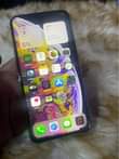 A picture of iphone xs max