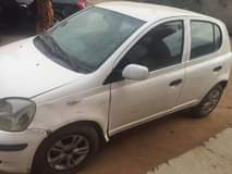 A picture of Toyota Yaris painted on first body engine and gear AC
