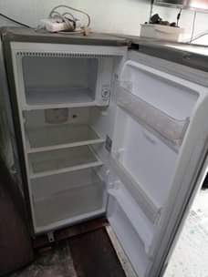A picture of LG single door fridge for sale