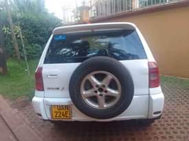 A picture of Rav 4 on quick sale