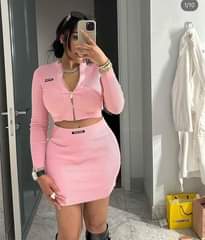 A picture of Outfit dress