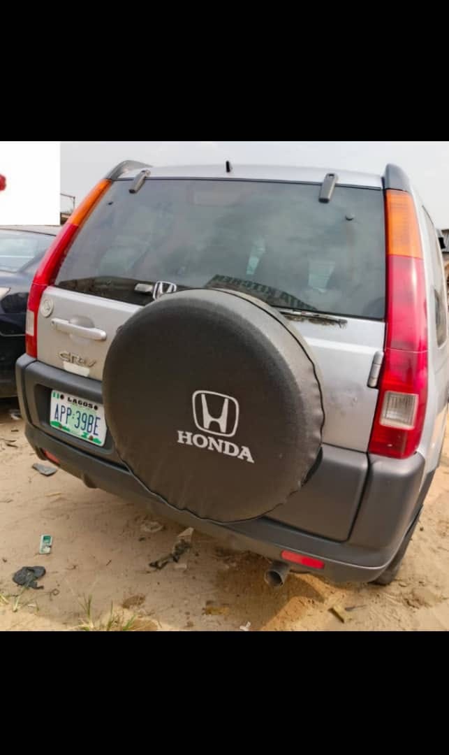 A picture of Honda CR V