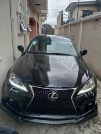 A picture of Lexus is250 2008