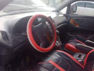A picture of 2000 Lexus rx300 2000