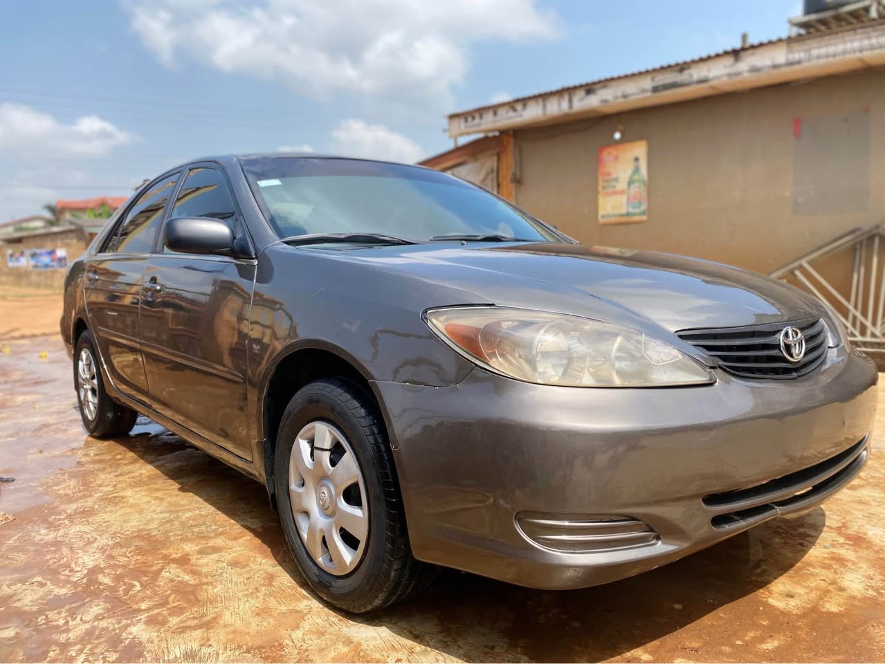 A picture of Registered Toyota Camry 2003 model