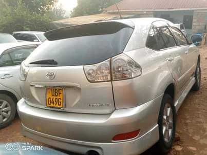 A picture of TOYOTA HARRIER 2016 2 4 CCC VVTI PETROL AUTOMATIC