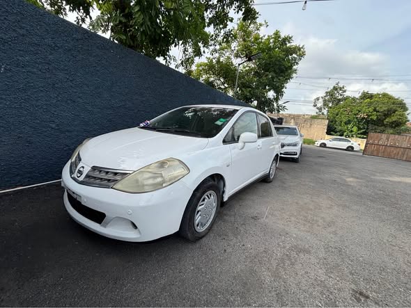 used nissan tiida