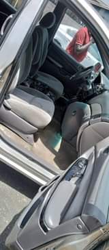 A picture of TOYOTA SIENNA MODEL 2005 Engine and gear is top notch