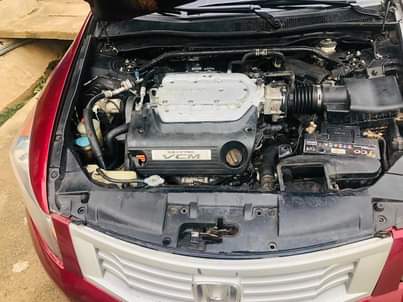 A picture of Honda Accord 09