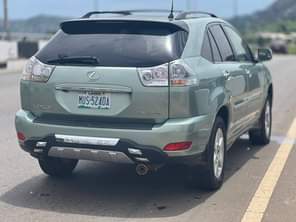 A picture of Neatly used Lexus Rx330 Unthampered engine gear and chilling Ac