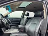 A picture of 2005 infinity FX45