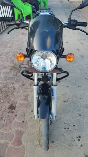 A picture of Boxer cc125