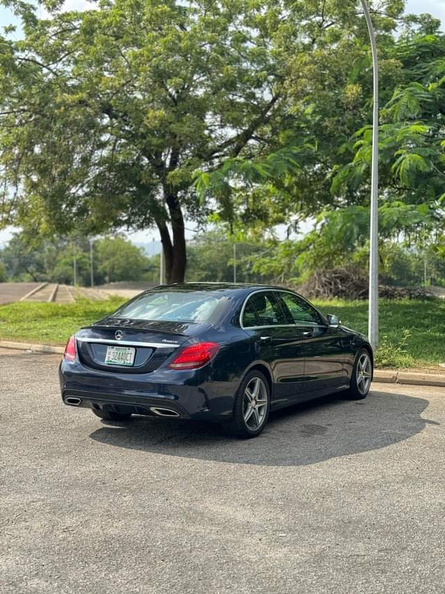 A picture of FOR SALE Super clean Foreign used Mercedes Benz C400 4