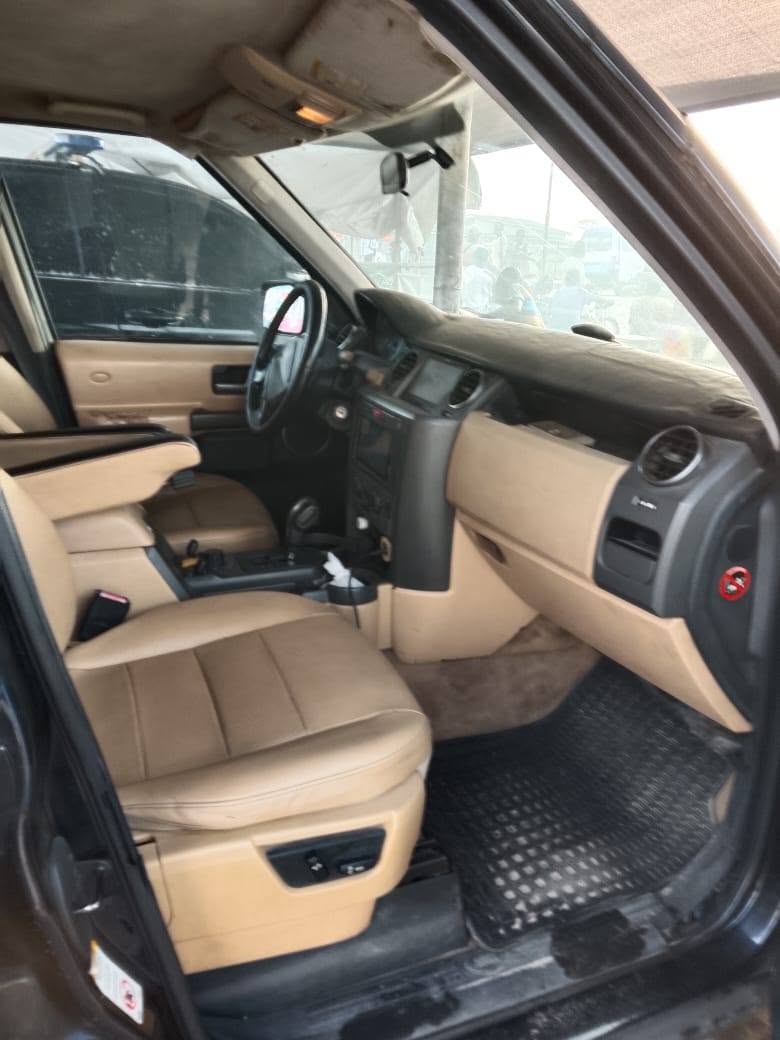 A picture of First User Land Rover LR3