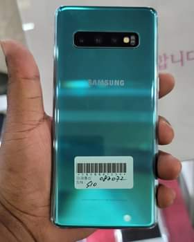 A picture of S10 For sale 480k 128GB Storage 8GB RAM First hand
