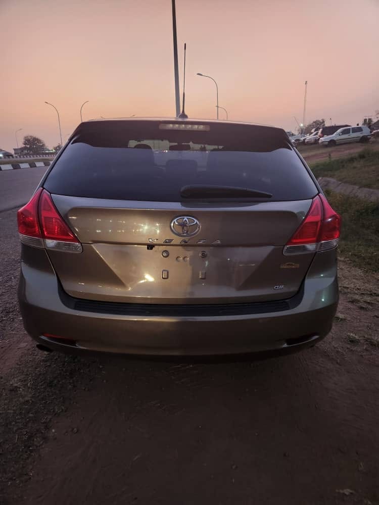A picture of 2010 Toyota Venza