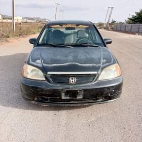 A picture of DISTRESS SALE NOW Extremely super sharp Honda Civic 04 Model
