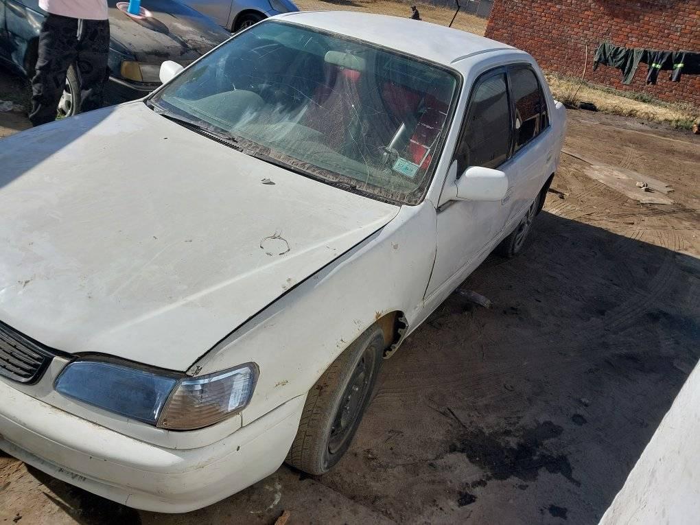 cars under 2000
