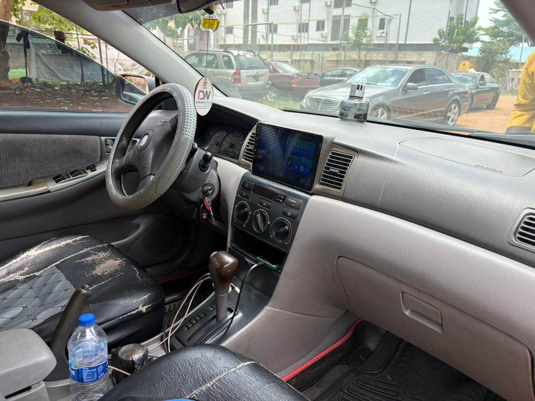 A picture of Registered 2005 Toyota Corolla First Body Pan Single User