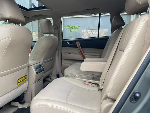 A picture of Toyota Highlander 2009 AWD