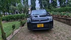 A picture of Toyota rumion kalii sana 13 500 000 Makongo juu waii
