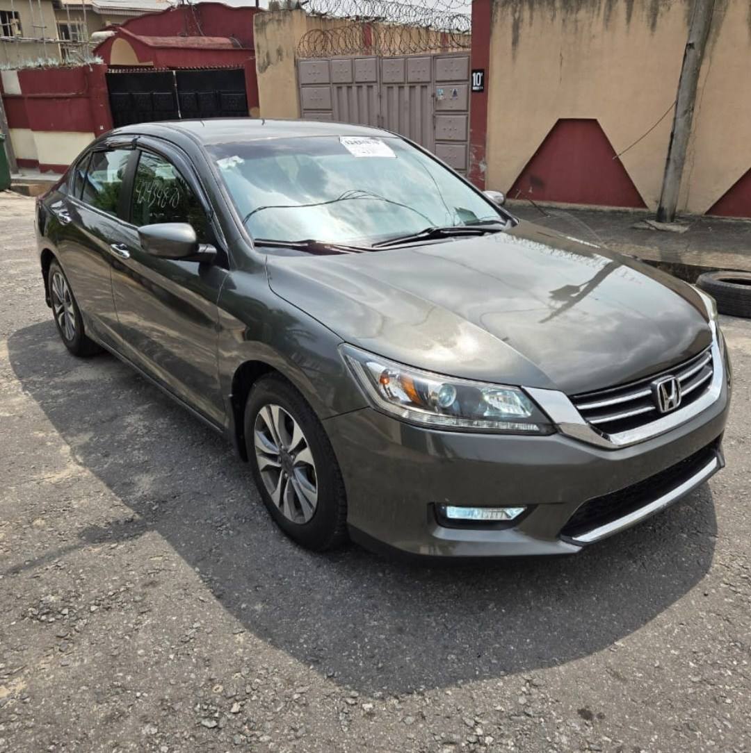 A picture of Foreign Used Honda Accord 2013