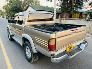 A picture of TOYOTA HILUX PICK UP