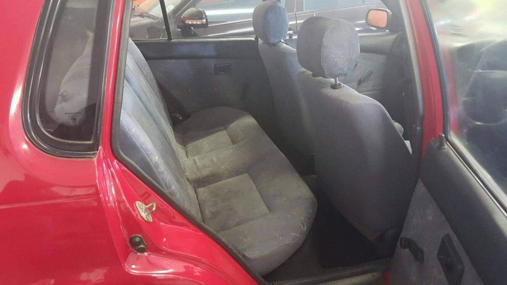 CARS &.