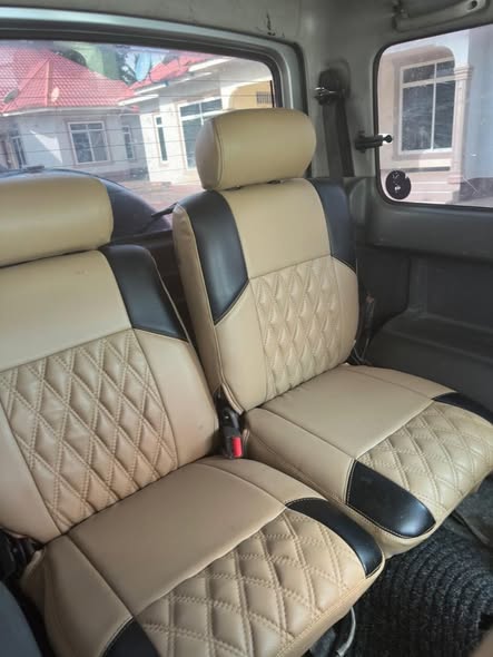 A picture of Suzuki samurai MANUAL