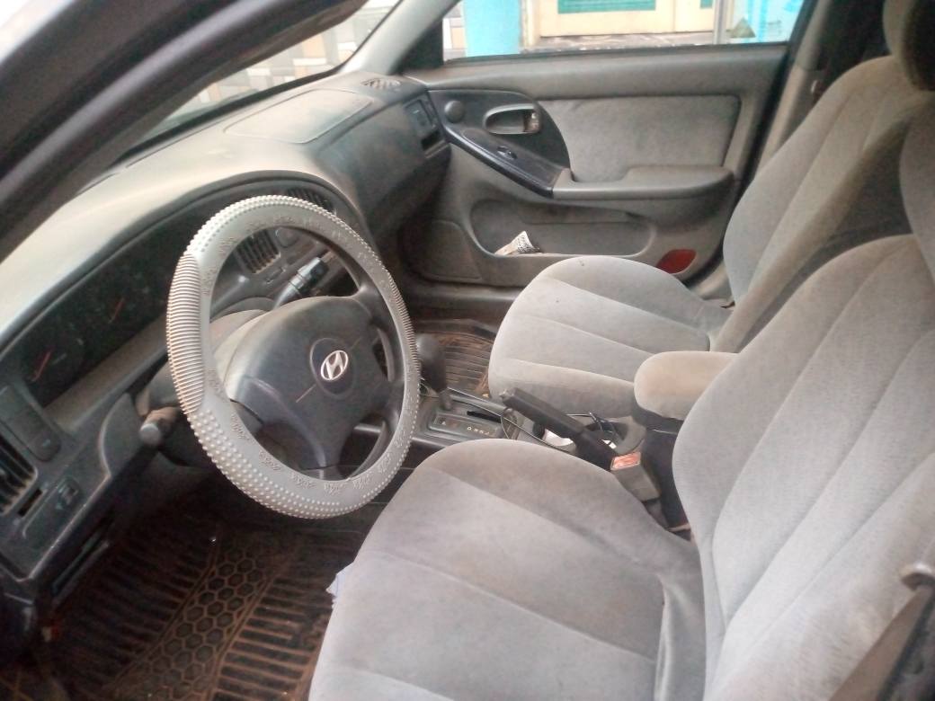 A picture of Automatic Hyundai car in good condition for sale in Enugu