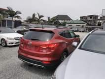 A picture of Foreign used hyundai sntafe Fully equiped fully panoramic rear ac