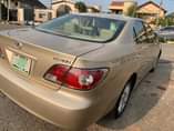 A picture of Lexus Es300