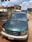 A picture of 1999 Toyota Sienna