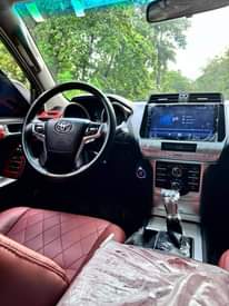 A picture of A very clean foreign used Toyota Prado TXL 2010 facelift