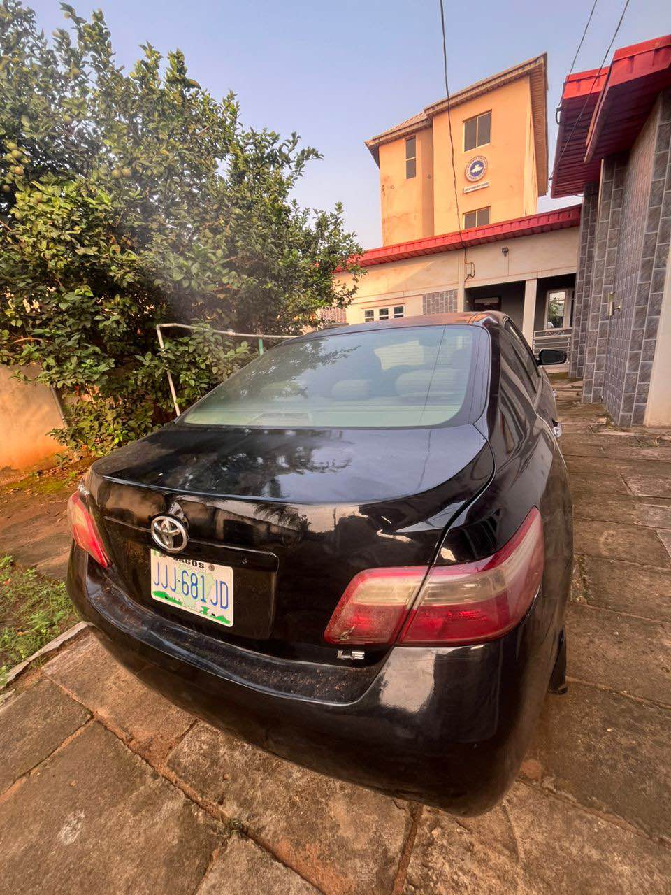 A picture of Toyota Camry 2008 flash on first body
