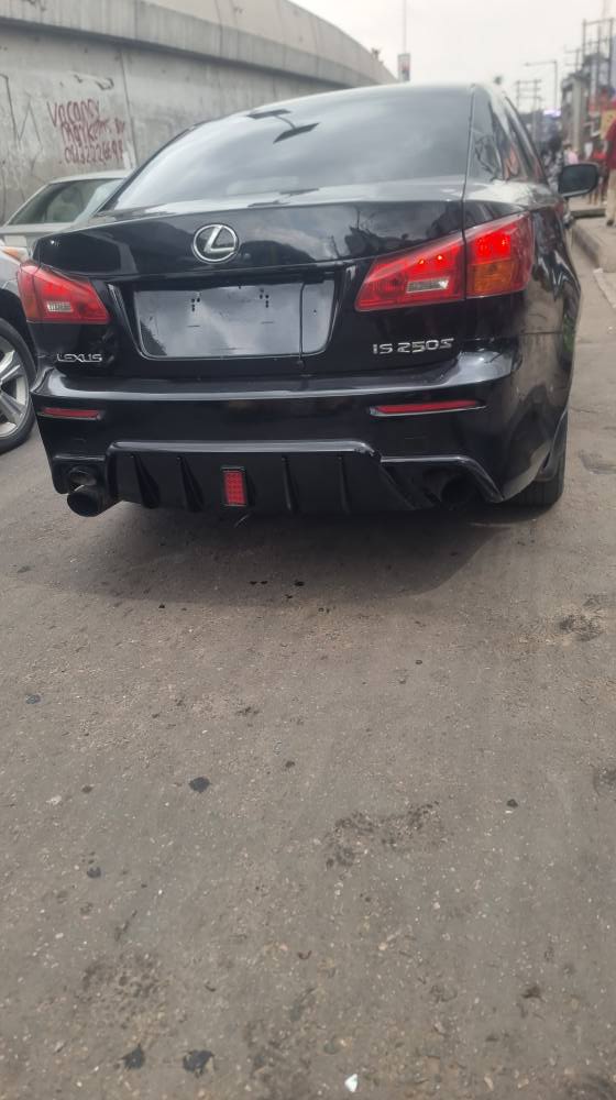 A picture of Lexus IS250 sport