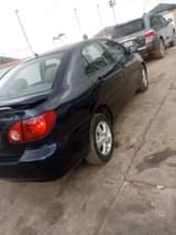 A picture of Toyota corolla 04