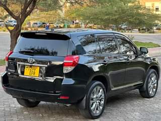 A picture of Toyota vangard