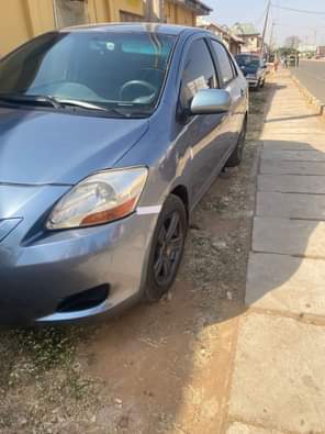A picture of URGENT MONEY TOYOTA YARIS 2008 MODEL ENGINE AND GEAR PERFECT
