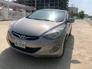 A picture of Distress 2014 Hyundai Elantra Everything is working AC is freezing