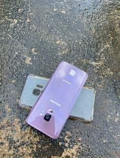 A picture of Samsung s9